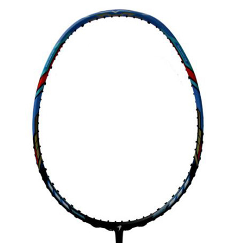 Khung vợt có khả năng chịu được mức căng lên dến 12kg