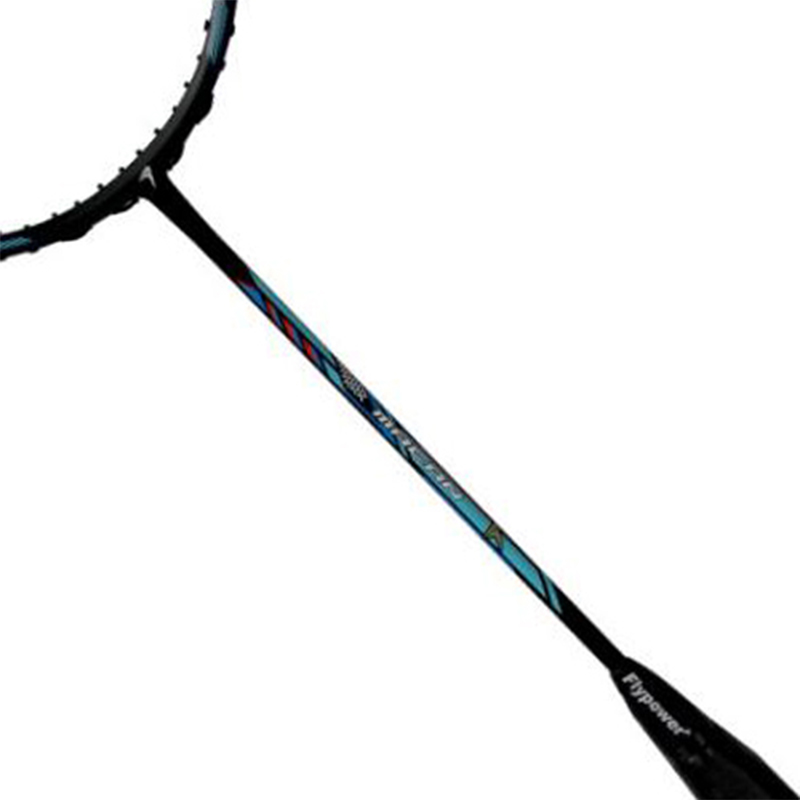 vợt Flypower Macan với trục vợt cứng