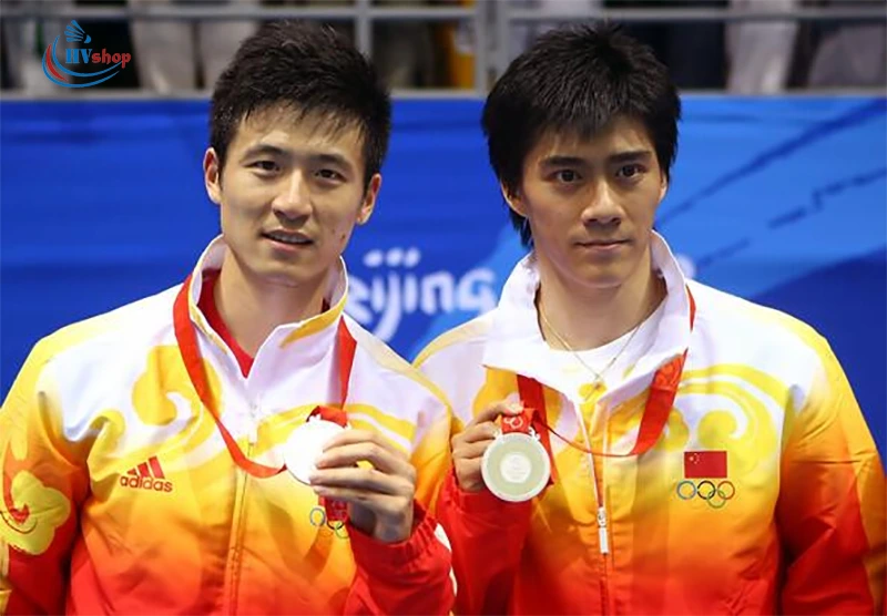 VĐV cầu lông đôi nam Fu Haifeng (Tay phải)