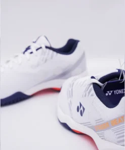 giày cầu lông Yonex Strider Beat Trắng