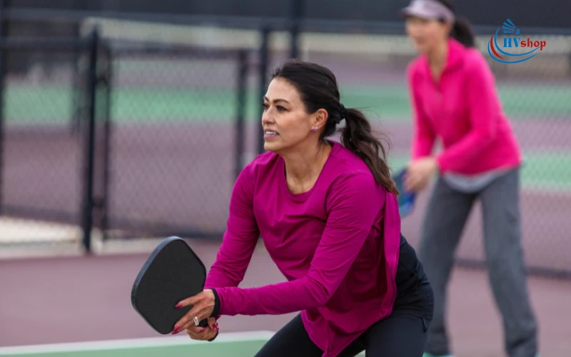 Cách cầm vợt pickleball Semi-Western