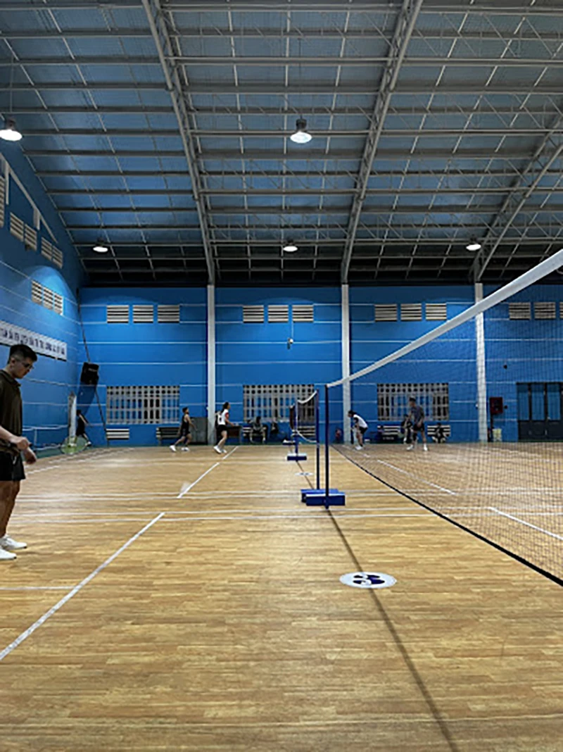 sân cầu lông Tây Thạnh