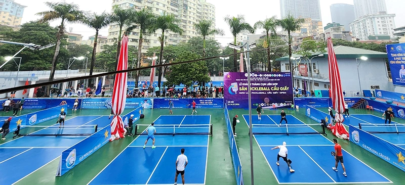 CLB pickleball Nhà thi đấu Cầu Giấy