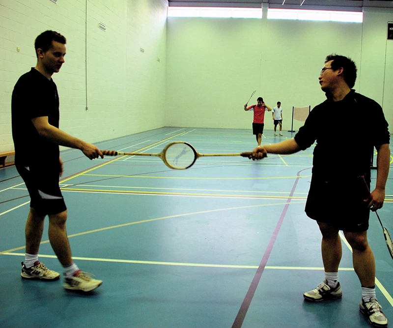 Vợt cầu lông 2 đầu