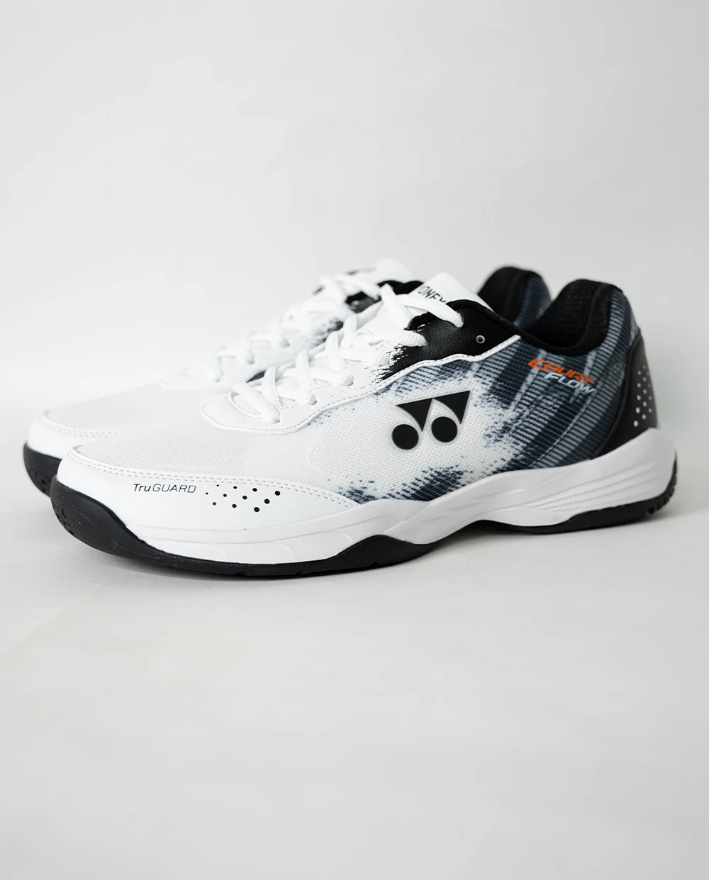 Yonex Court Flow