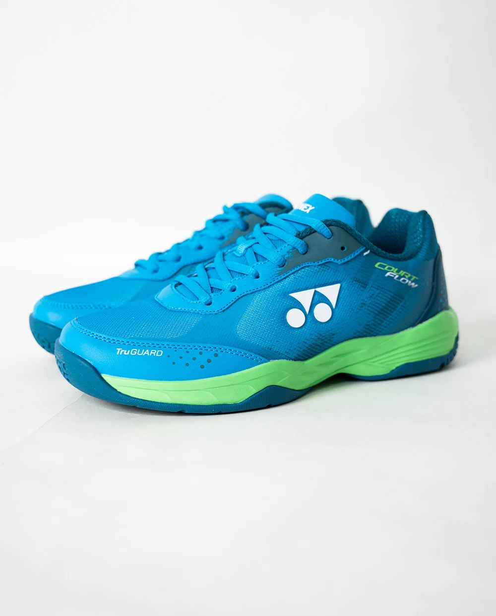 Yonex Court Flow