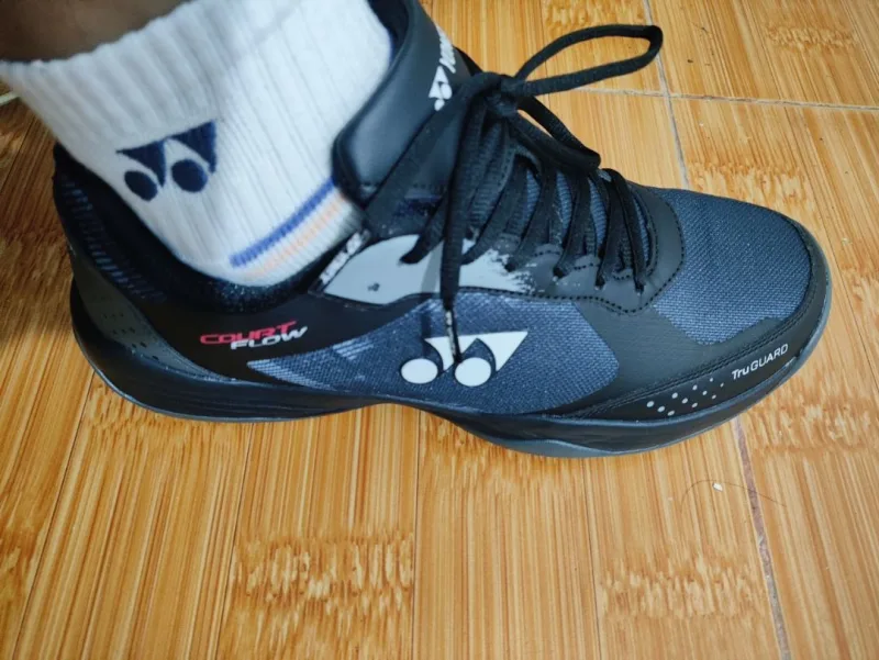 Đánh giá Giày cầu lông Yonex Court Flow - k***** - ảnh 1