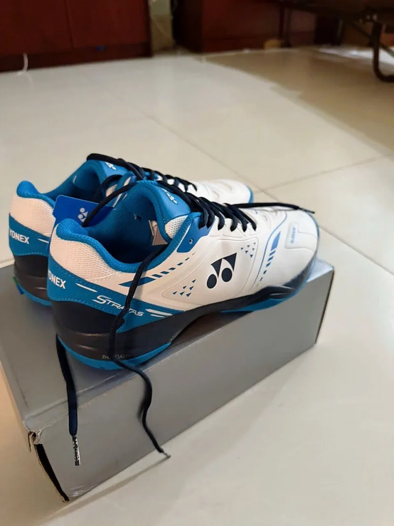 Đánh giá Giày cầu lông Yonex Stratas - tr48p*** - ảnh 1