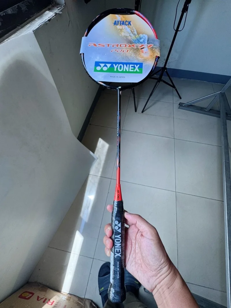 Đánh giá Vợt cầu lông Yonex Astrox 77 Pro | Siêu phẩm đáng mong chờ - Gia Huy - ảnh 1